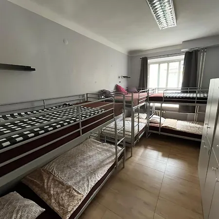 Hostel Jasna Hostelik Self Check-in Varsó